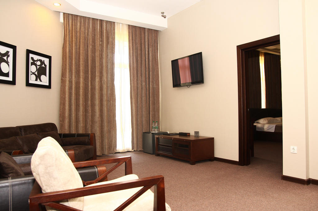 Grand M Hotel Navoi Rom bilde